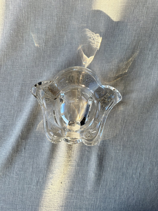 Tulpanformad skål i glas